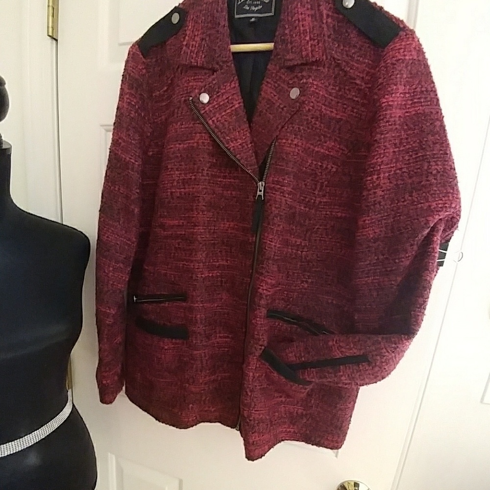 Jacket in an xl by lucky